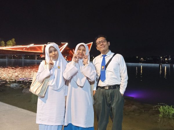 Hari Ini Keputusan SPM… Peluk Anak Dulu